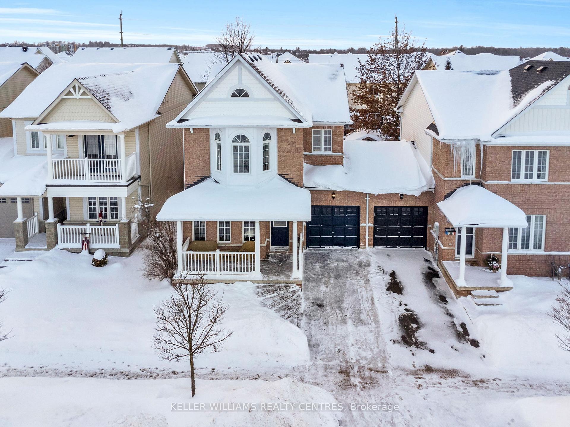 Photo 2 of 16 Succession Crescent, Barrie, Innis-Shore — HOMEH