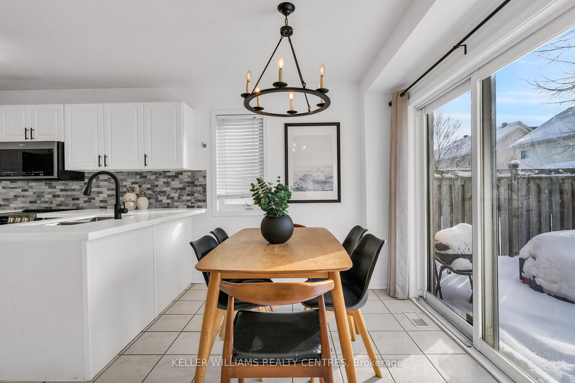 Photo 17 of 16 Succession Crescent, Barrie, Innis-Shore — HOMEH