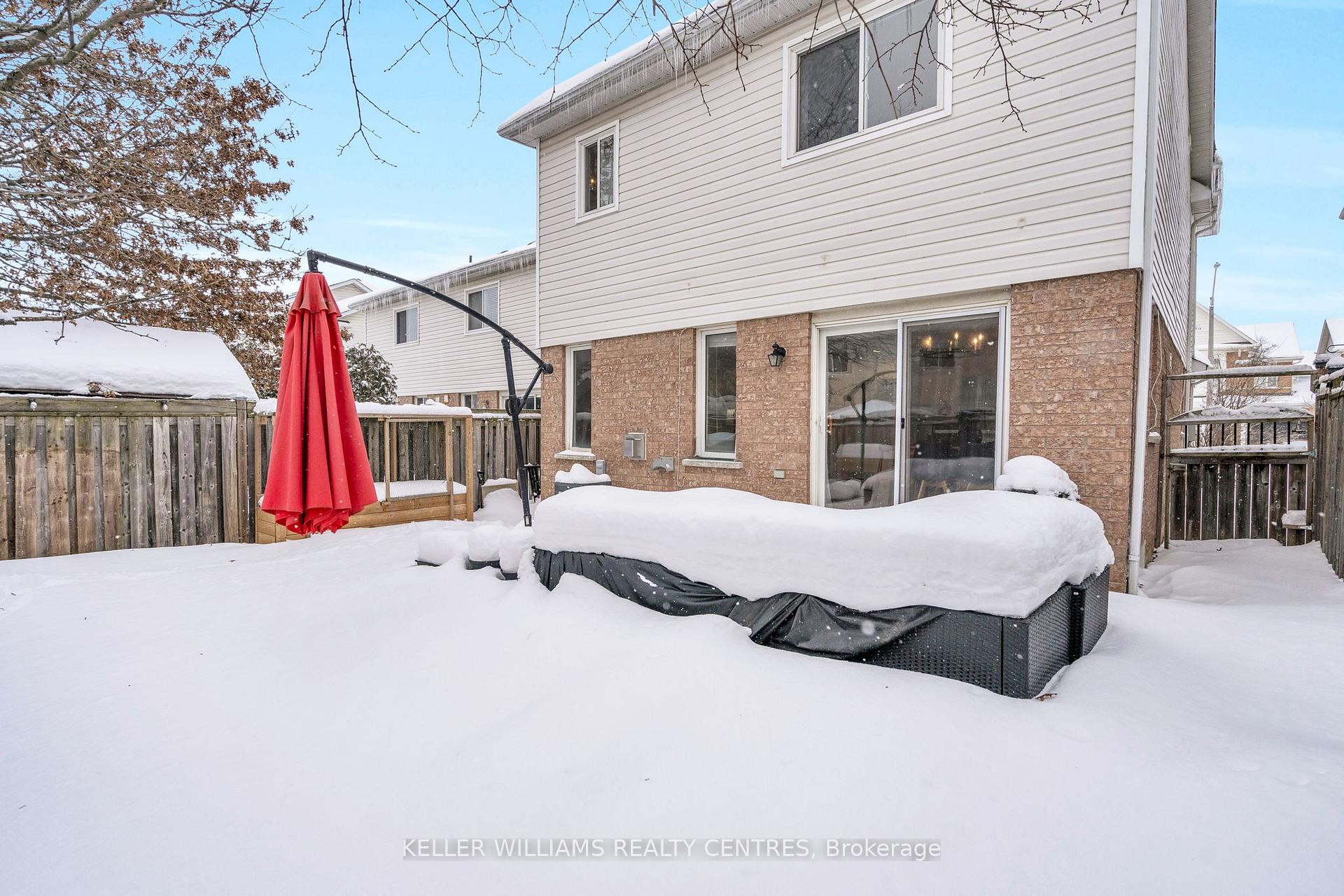 Photo 36 of 16 Succession Crescent, Barrie, Innis-Shore — HOMEH