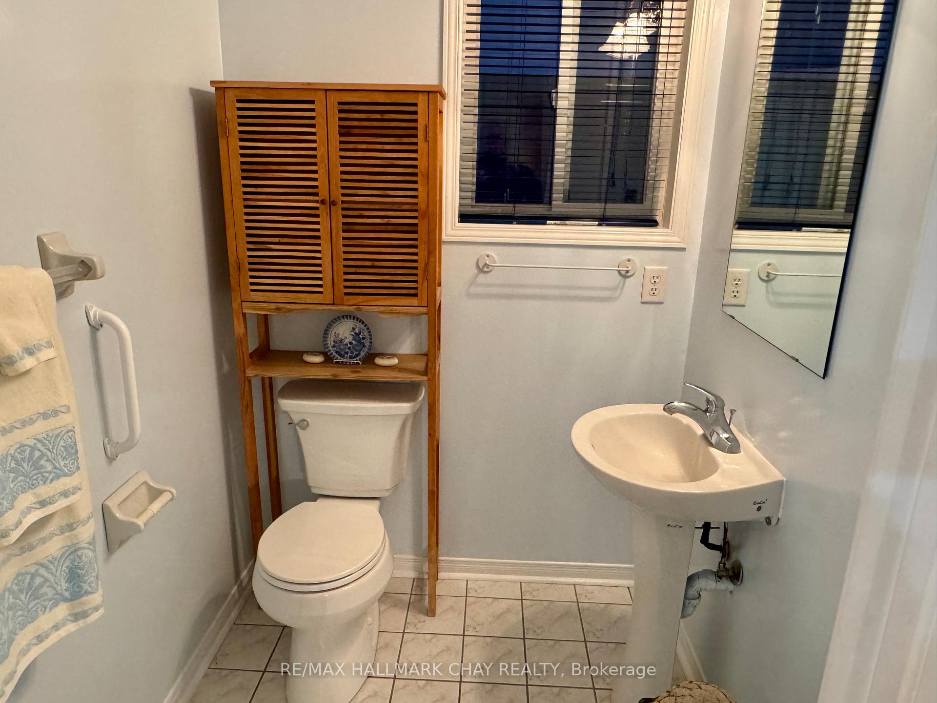 Photo 9 of 119 Livingstone Street E, Barrie, East Bayfield — HOMEH