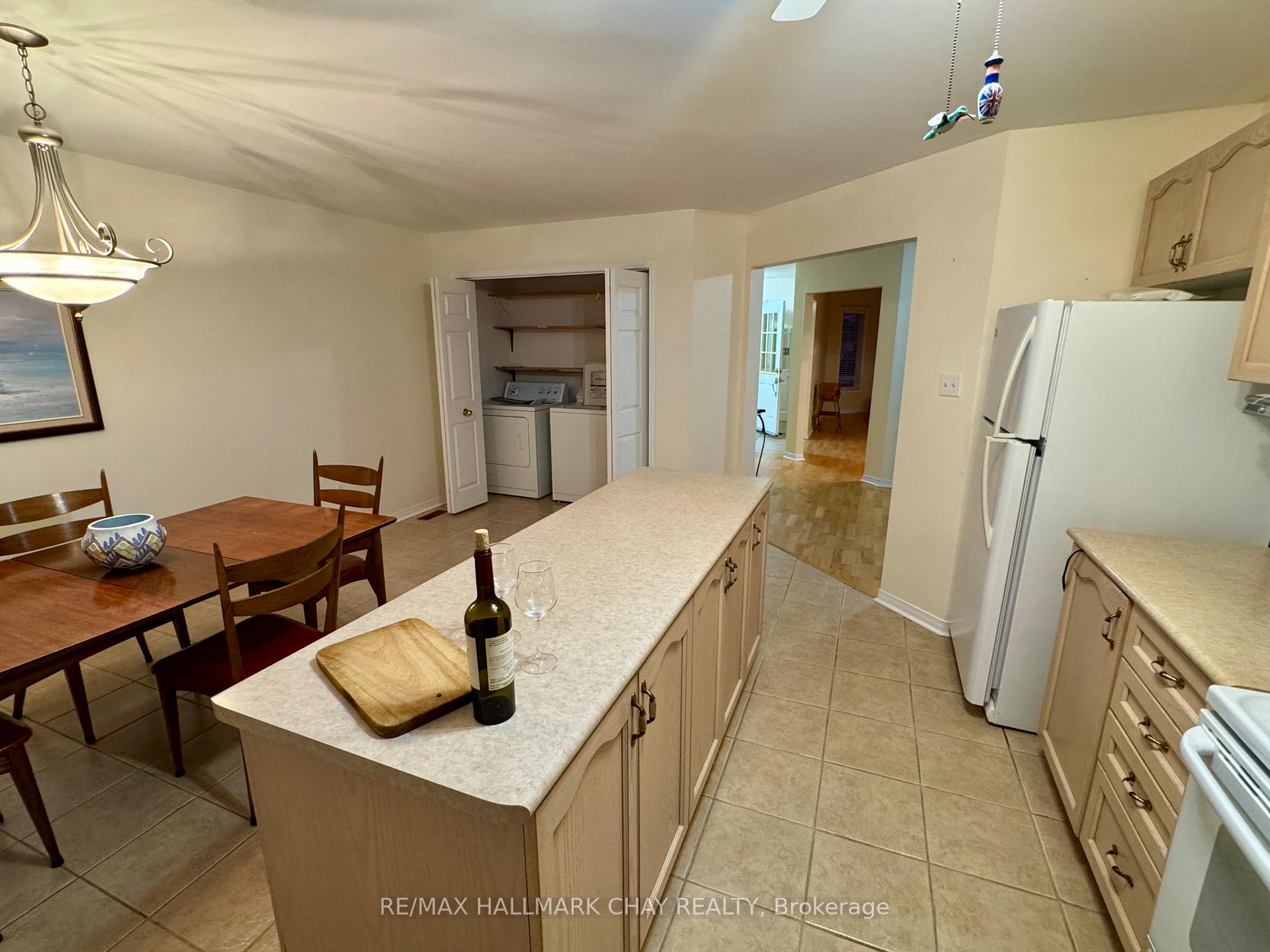 Photo 13 of 119 Livingstone Street E, Barrie, East Bayfield — HOMEH
