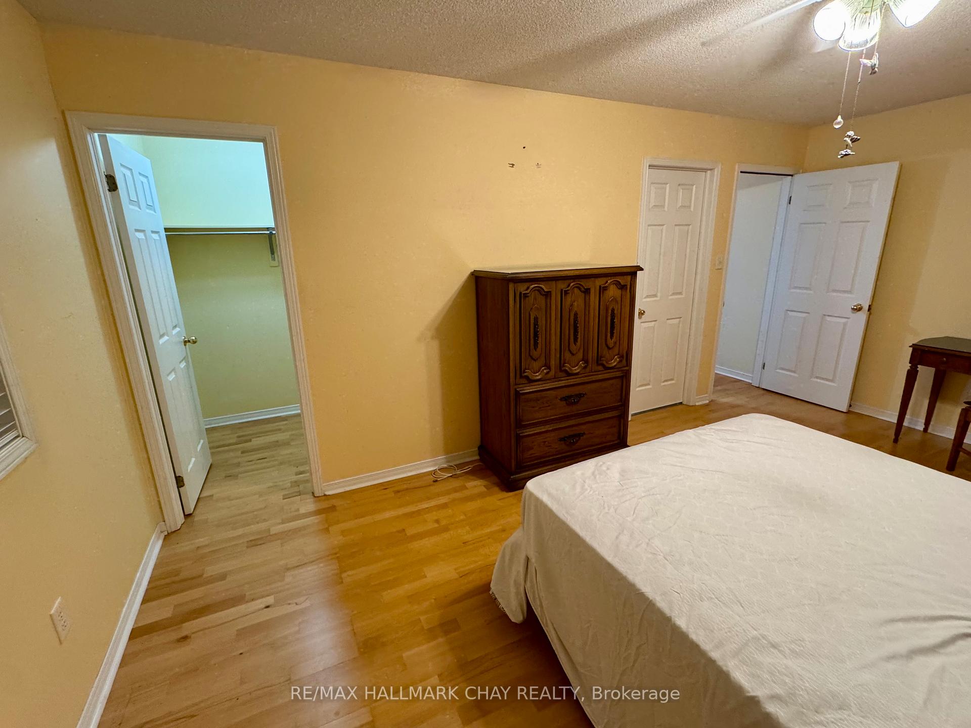 Photo 17 of 119 Livingstone Street E, Barrie, East Bayfield — HOMEH