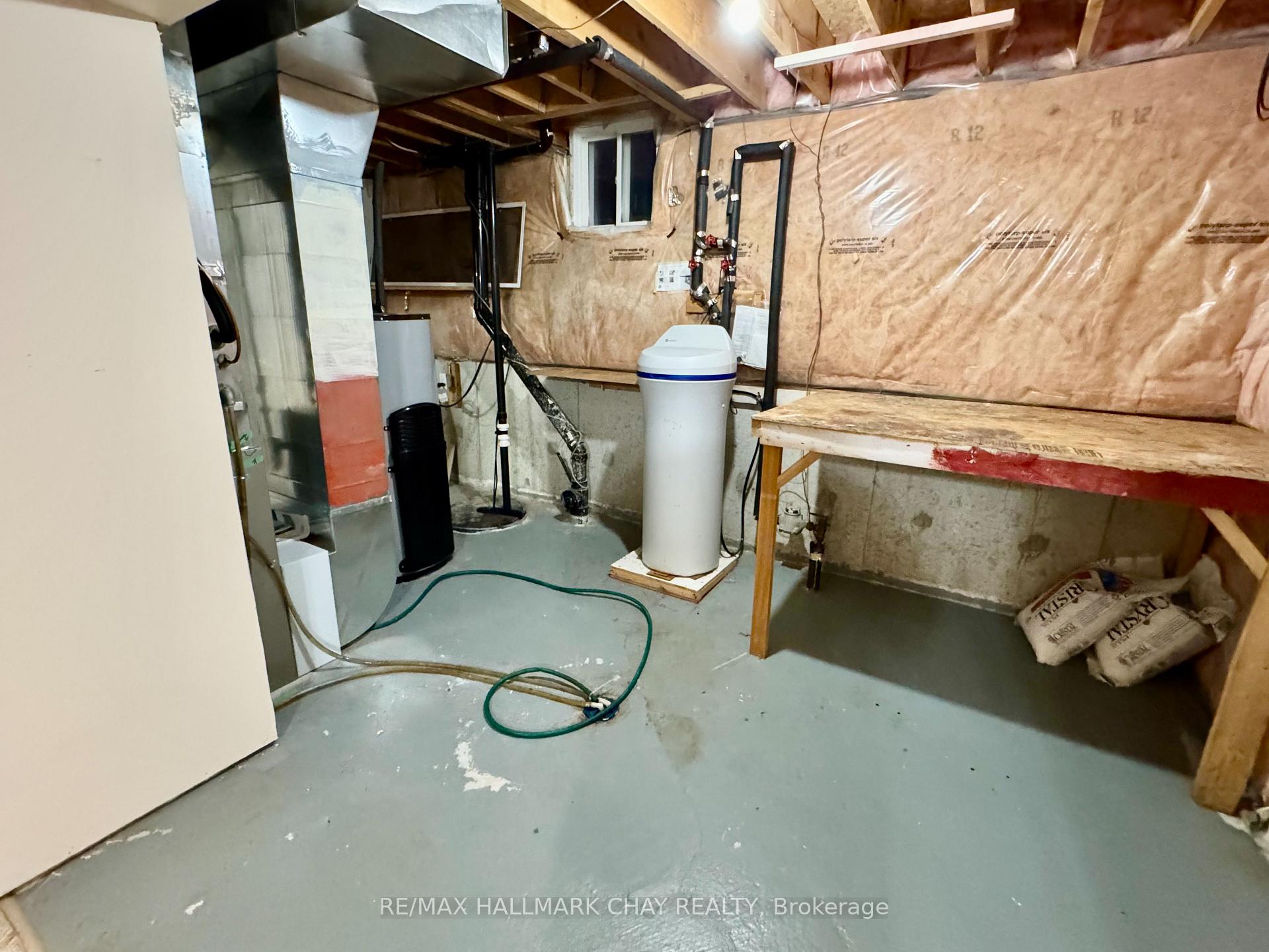 Photo 32 of 119 Livingstone Street E, Barrie, East Bayfield — HOMEH