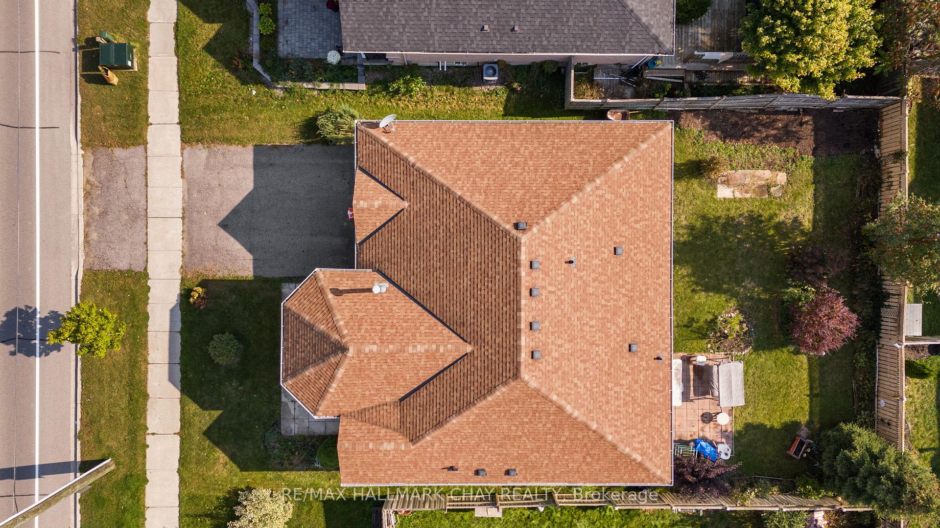 Photo 38 of 119 Livingstone Street E, Barrie, East Bayfield — HOMEH