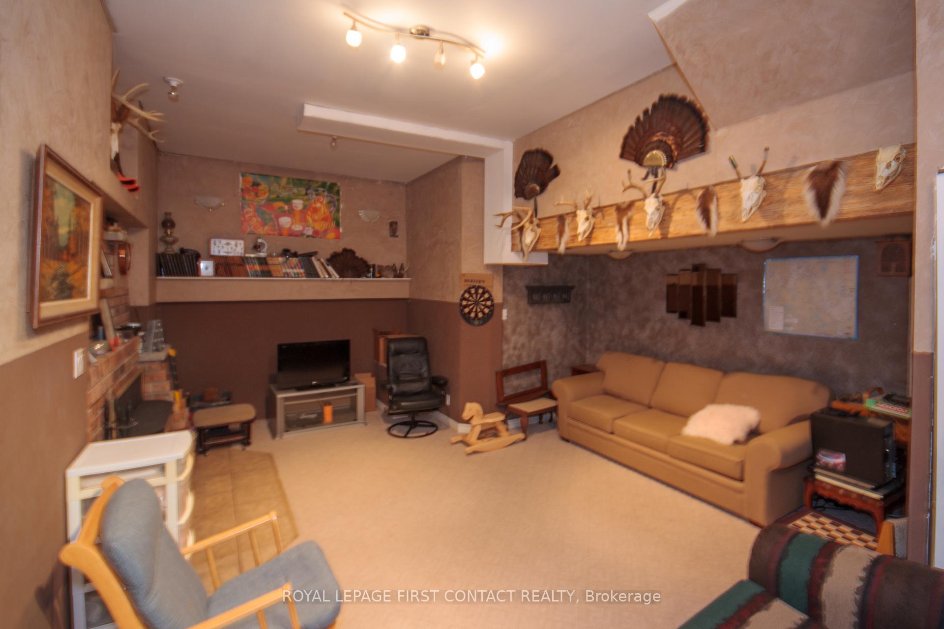 Photo 14 of 17 Mcconkey Place, Barrie, Allandale Heights — HOMEH