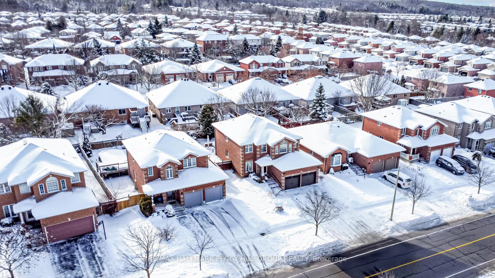 Photo 2 of 57 Summerset Drive, Barrie, Ardagh — HOMEH