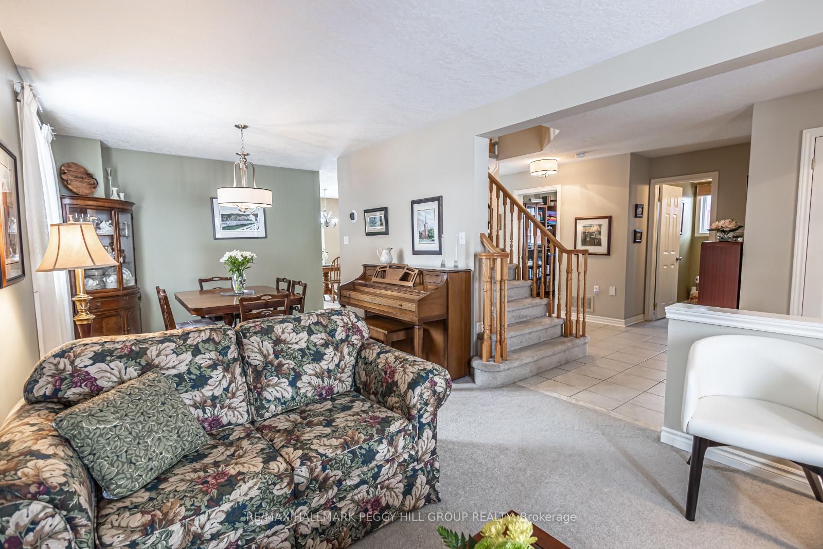 Photo 7 of 57 Summerset Drive, Barrie, Ardagh — HOMEH