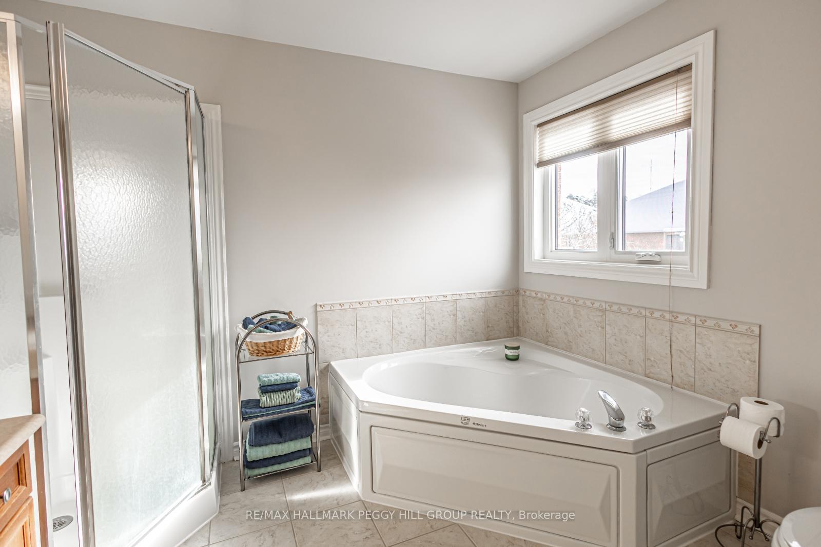 Photo 11 of 57 Summerset Drive, Barrie, Ardagh — HOMEH