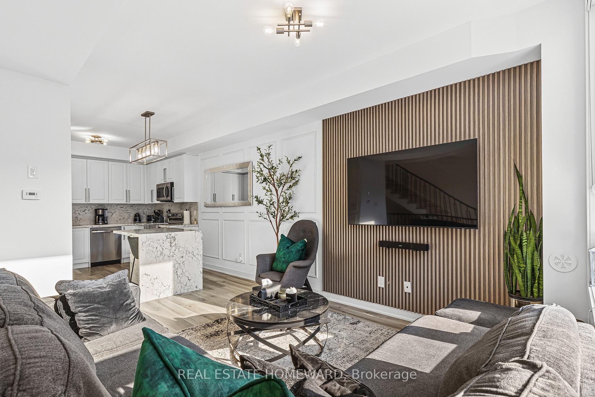 Photo 6 of 41 Spry Lane, Barrie, Innis-Shore — HOMEH