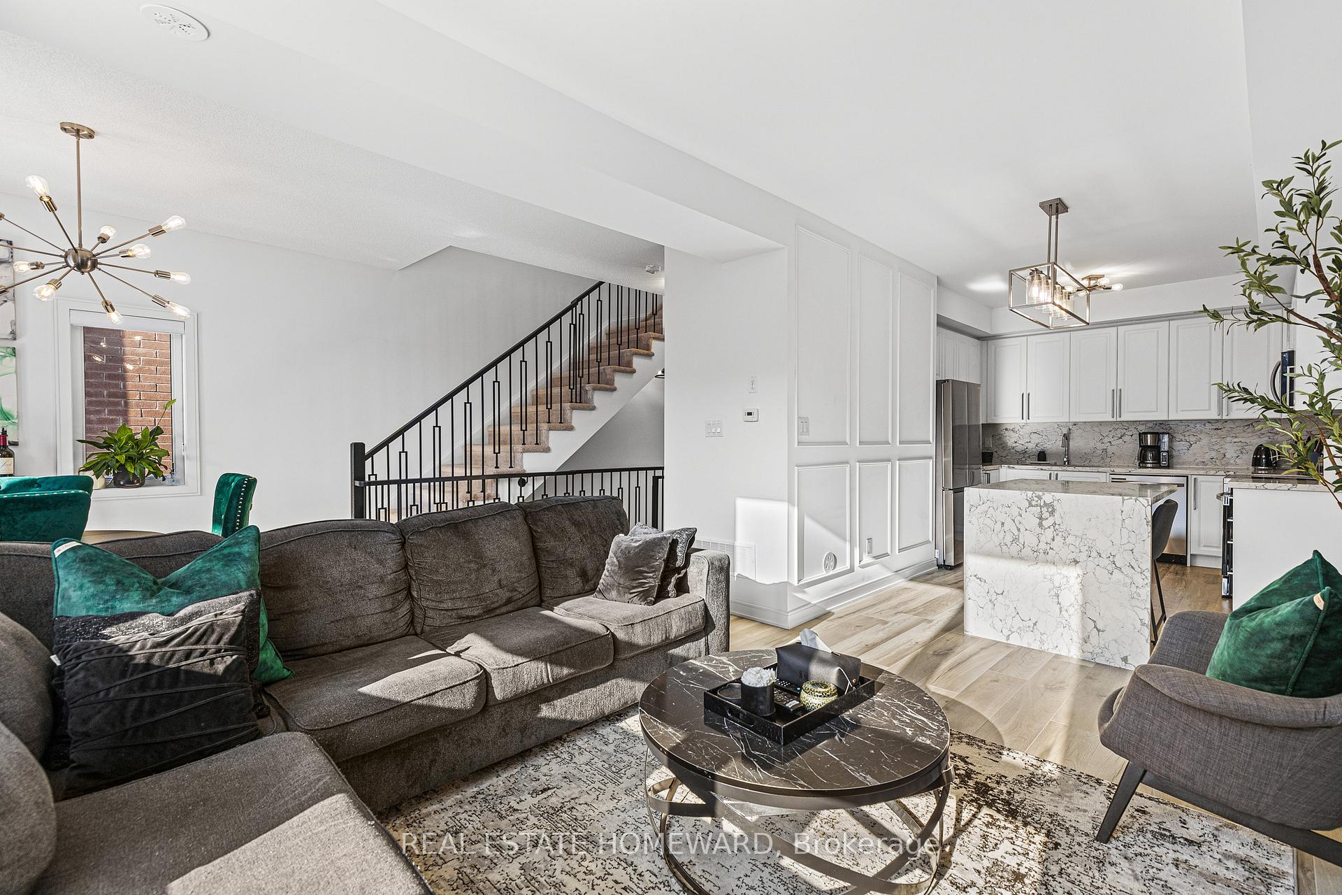 Photo 9 of 41 Spry Lane, Barrie, Innis-Shore — HOMEH