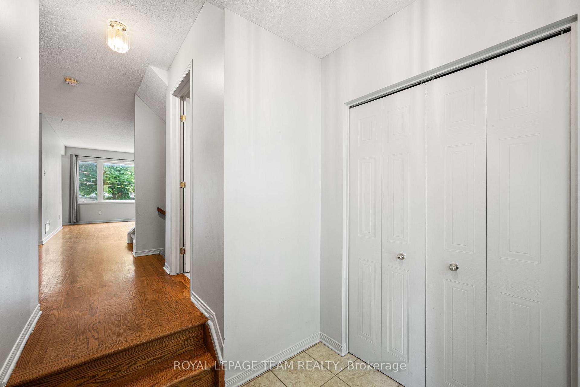 Photo 10 of 156 Claridge Drive, Ottawa, Barrhaven - Longfields — HOMEH