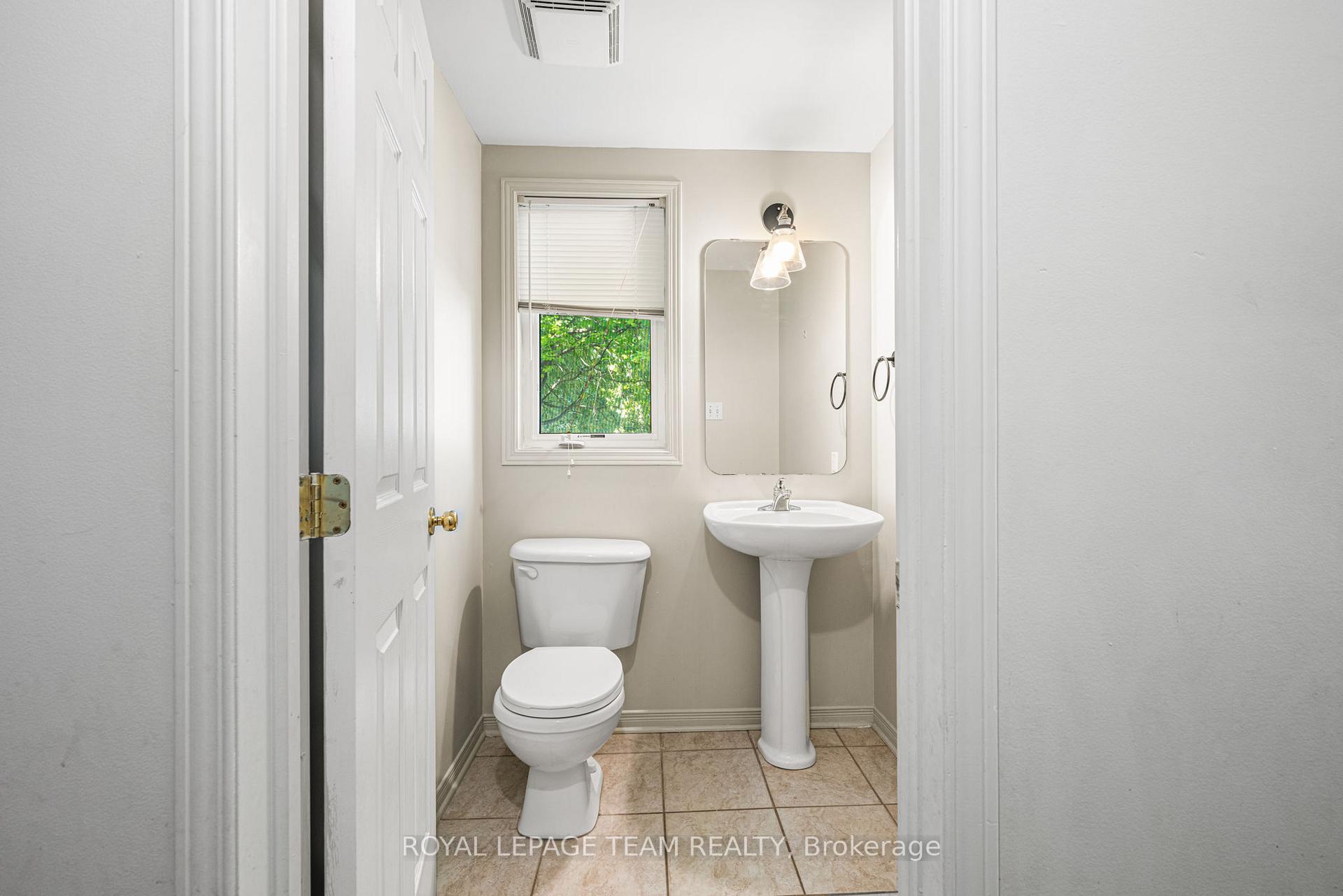 Photo 3 of 156 Claridge Drive, Ottawa, Barrhaven - Longfields — HOMEH