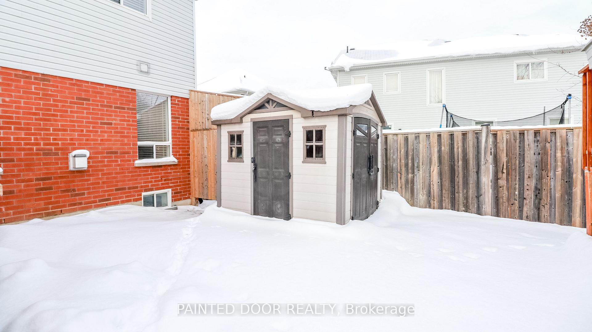 Photo 32 of 5 Regina Road, Barrie, Innis-Shore — HOMEH