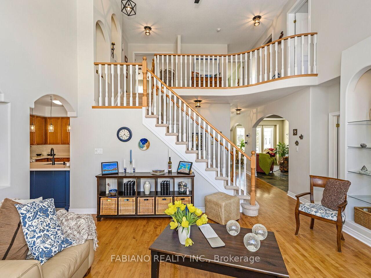 Photo 17 of 49 Birkhall Place, Barrie, Innis-Shore — HOMEH