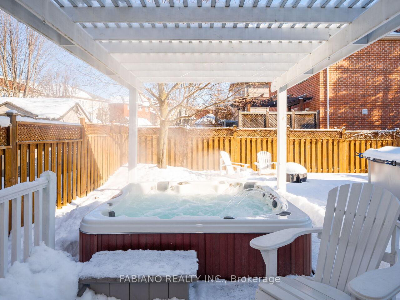 Photo 38 of 49 Birkhall Place, Barrie, Innis-Shore — HOMEH
