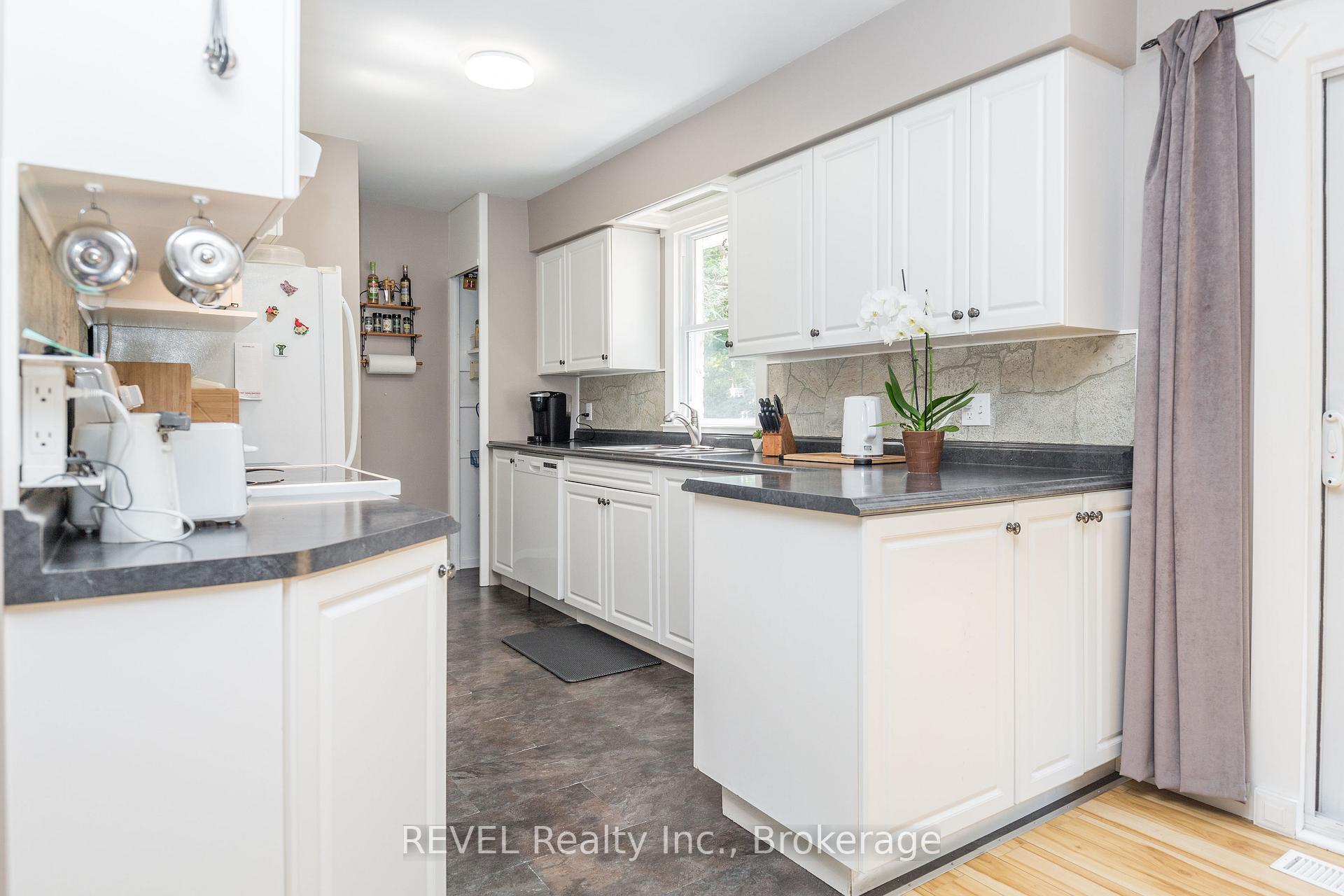 Photo 7 of 1643 Eagle Lake Road, Machar — HOMEH