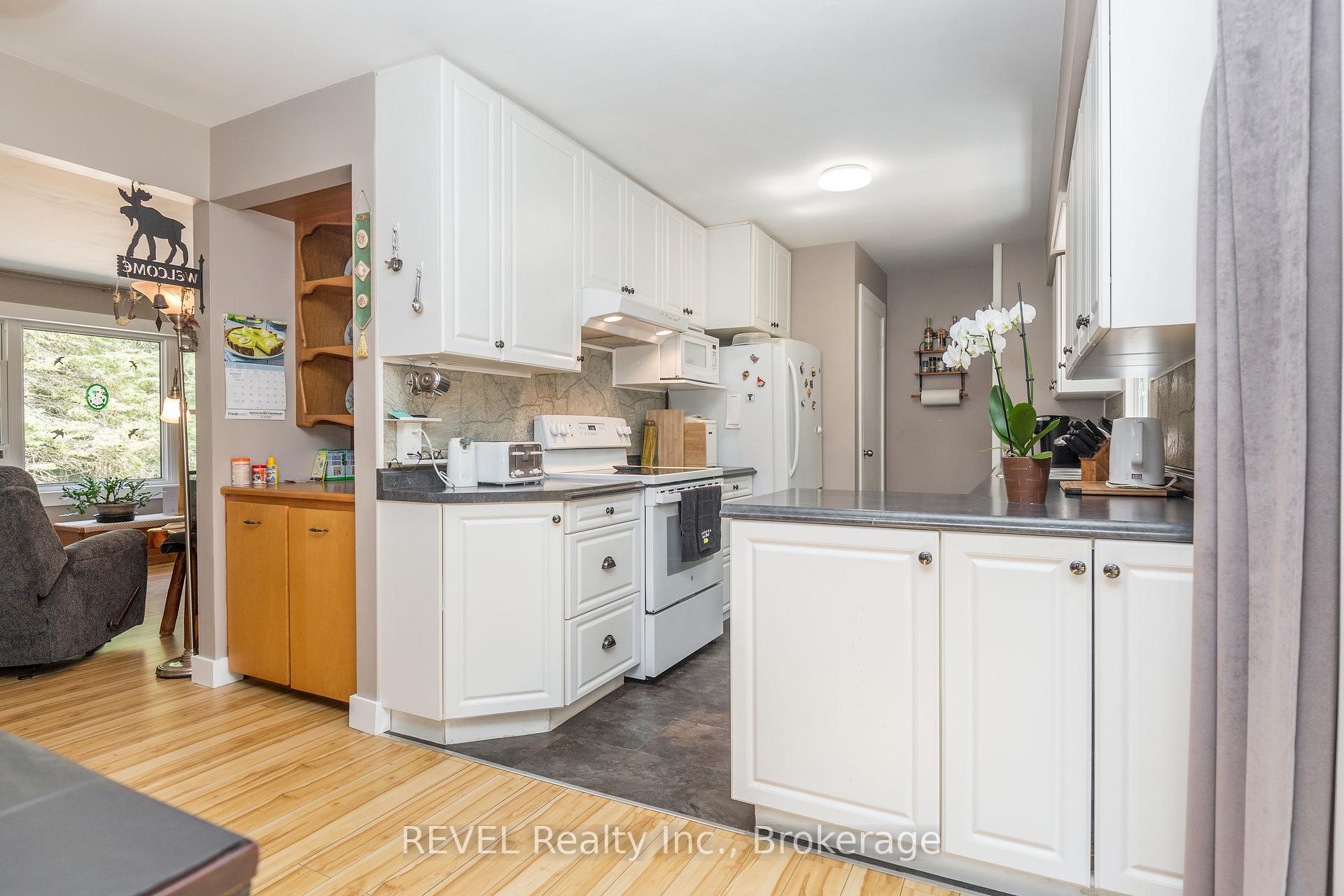 Photo 10 of 1643 Eagle Lake Road, Machar — HOMEH