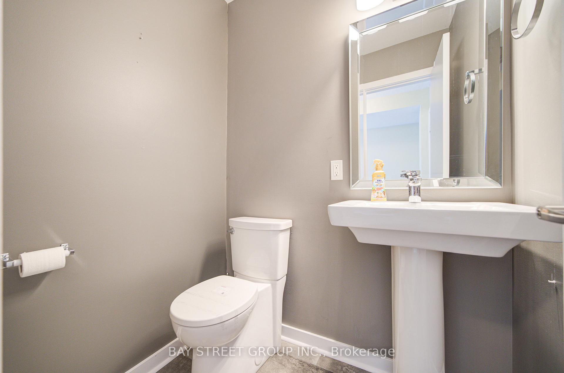 Photo 4 of Unit 42, 91 Coughlin Road, Barrie, Holly — HOMEH