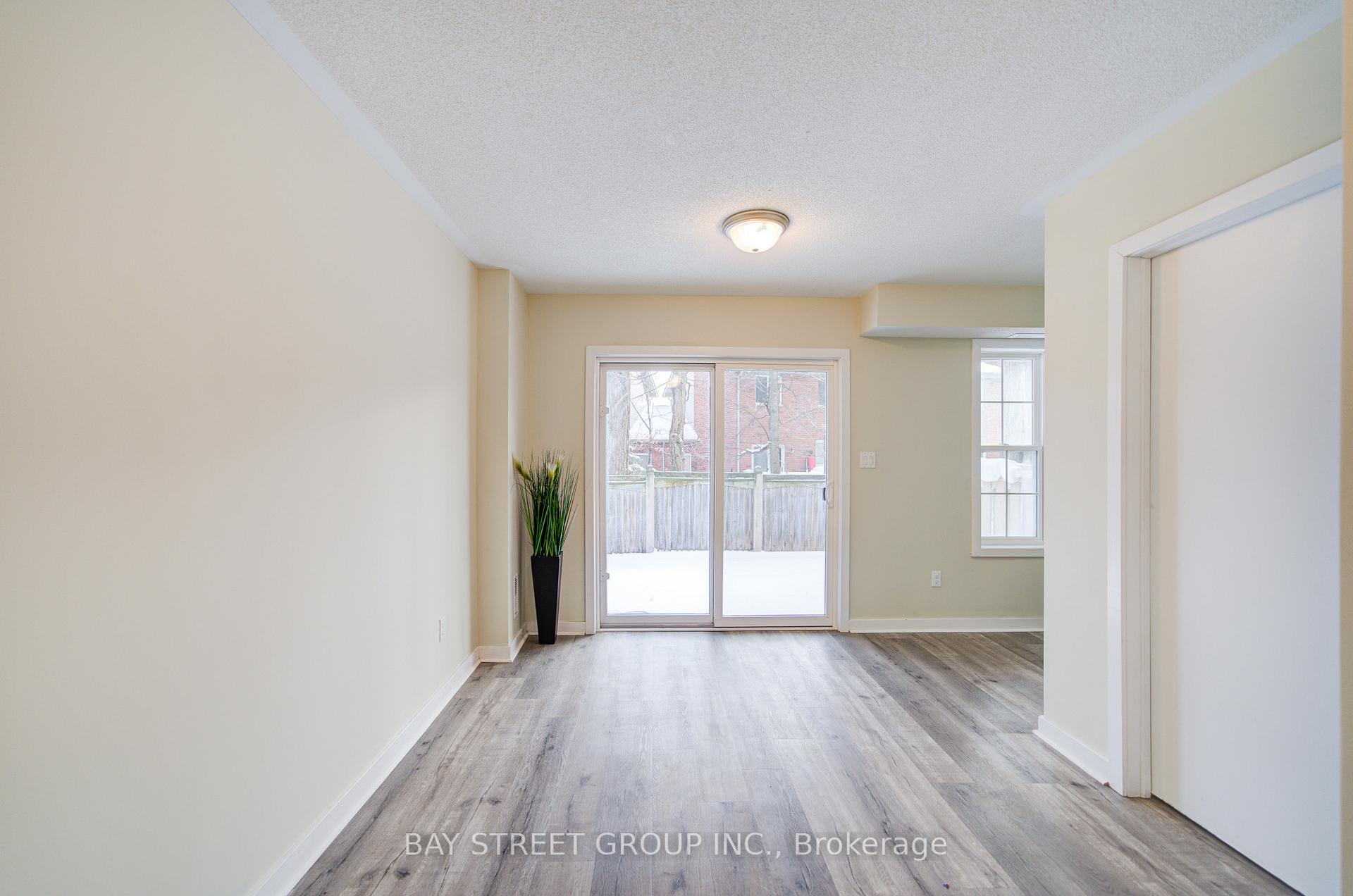 Photo 5 of Unit 42, 91 Coughlin Road, Barrie, Holly — HOMEH