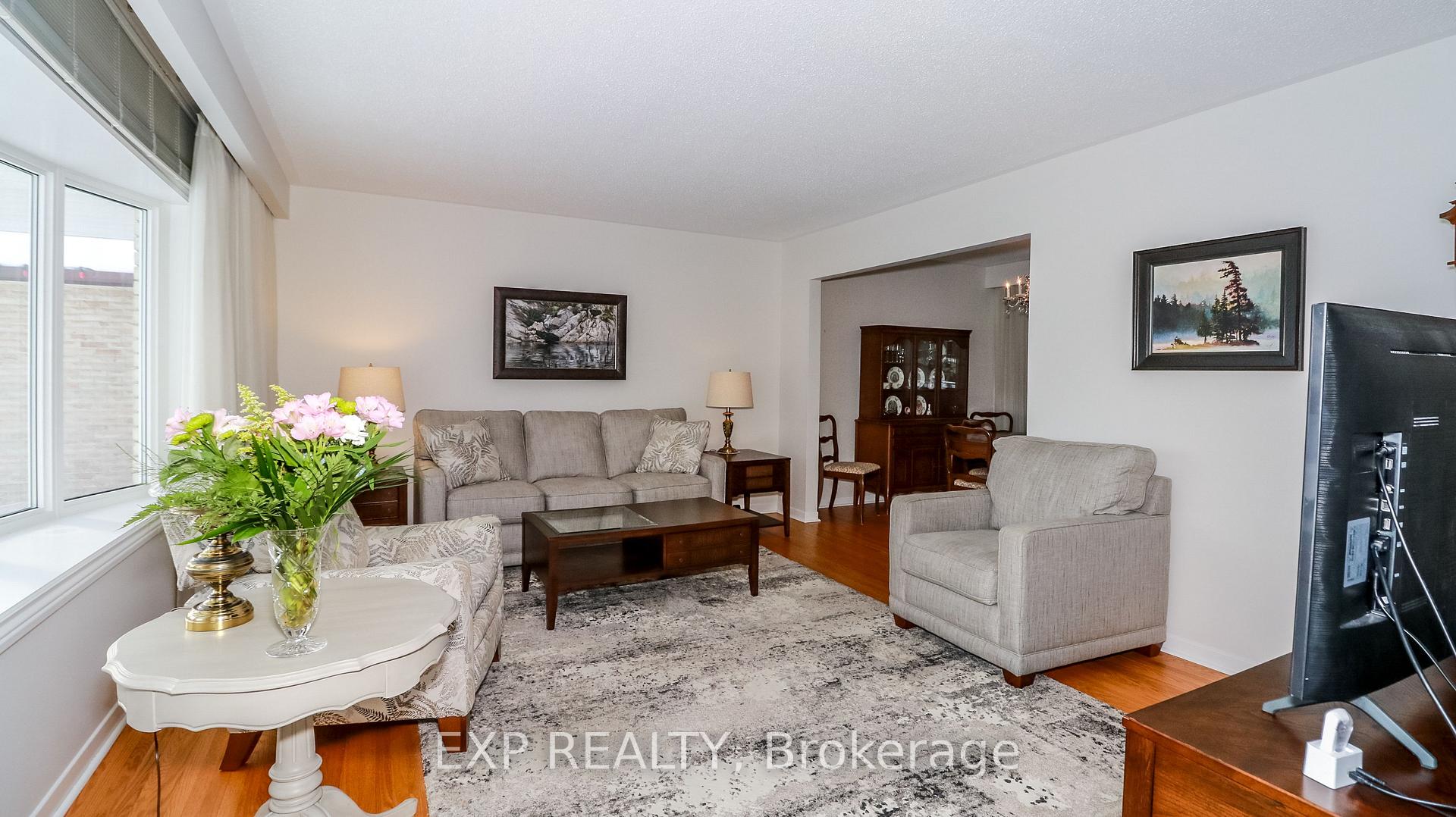 Photo 7 of 50 Varden Avenue, Barrie, Codrington — HOMEH