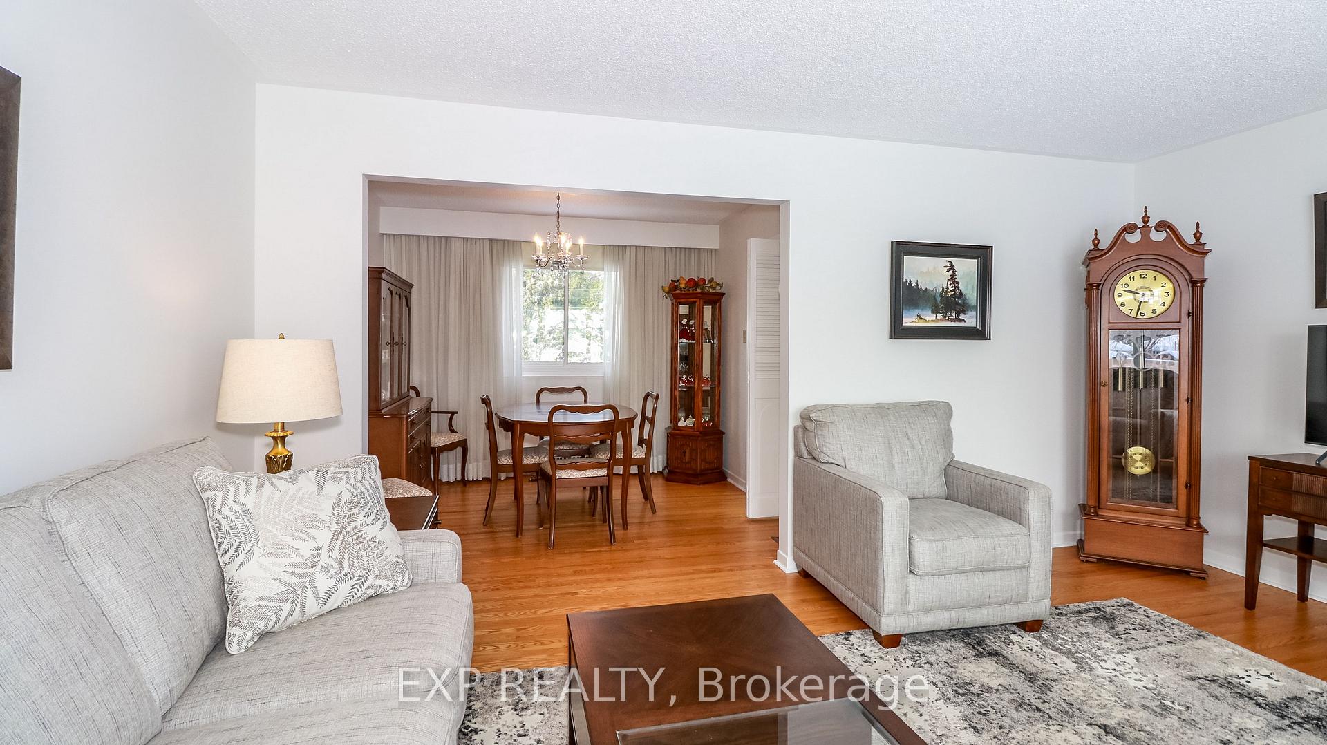 Photo 10 of 50 Varden Avenue, Barrie, Codrington — HOMEH