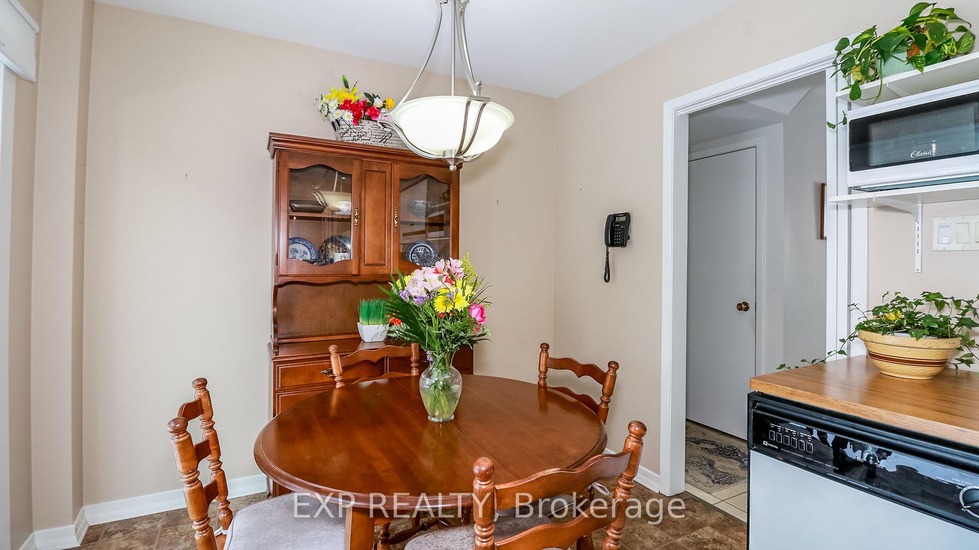 Photo 17 of 50 Varden Avenue, Barrie, Codrington — HOMEH