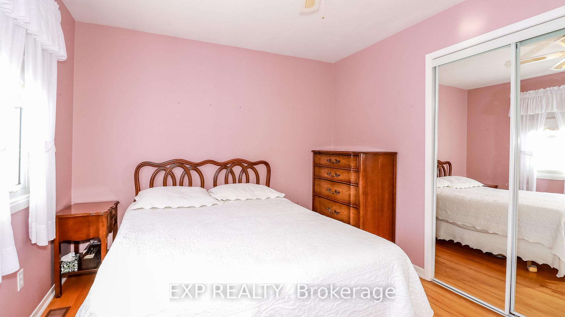 Photo 26 of 50 Varden Avenue, Barrie, Codrington — HOMEH