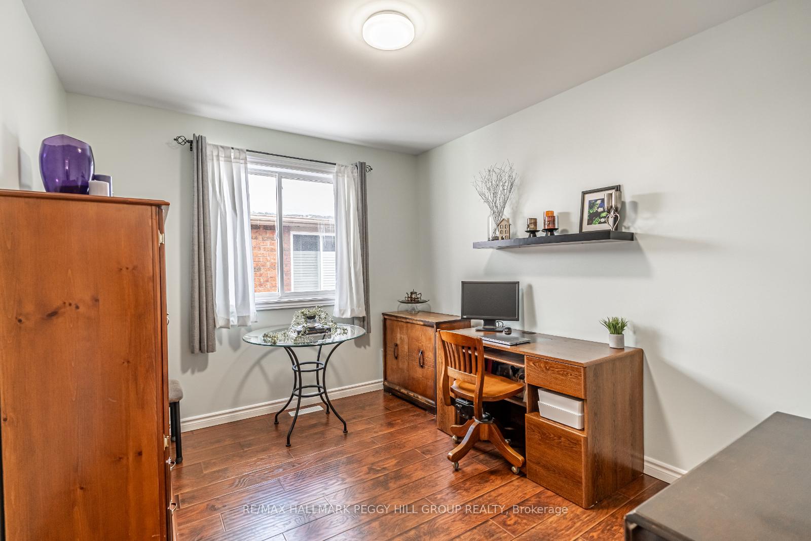 Photo 14 of 36 Osprey Ridge Road, Barrie, Little Lake — HOMEH