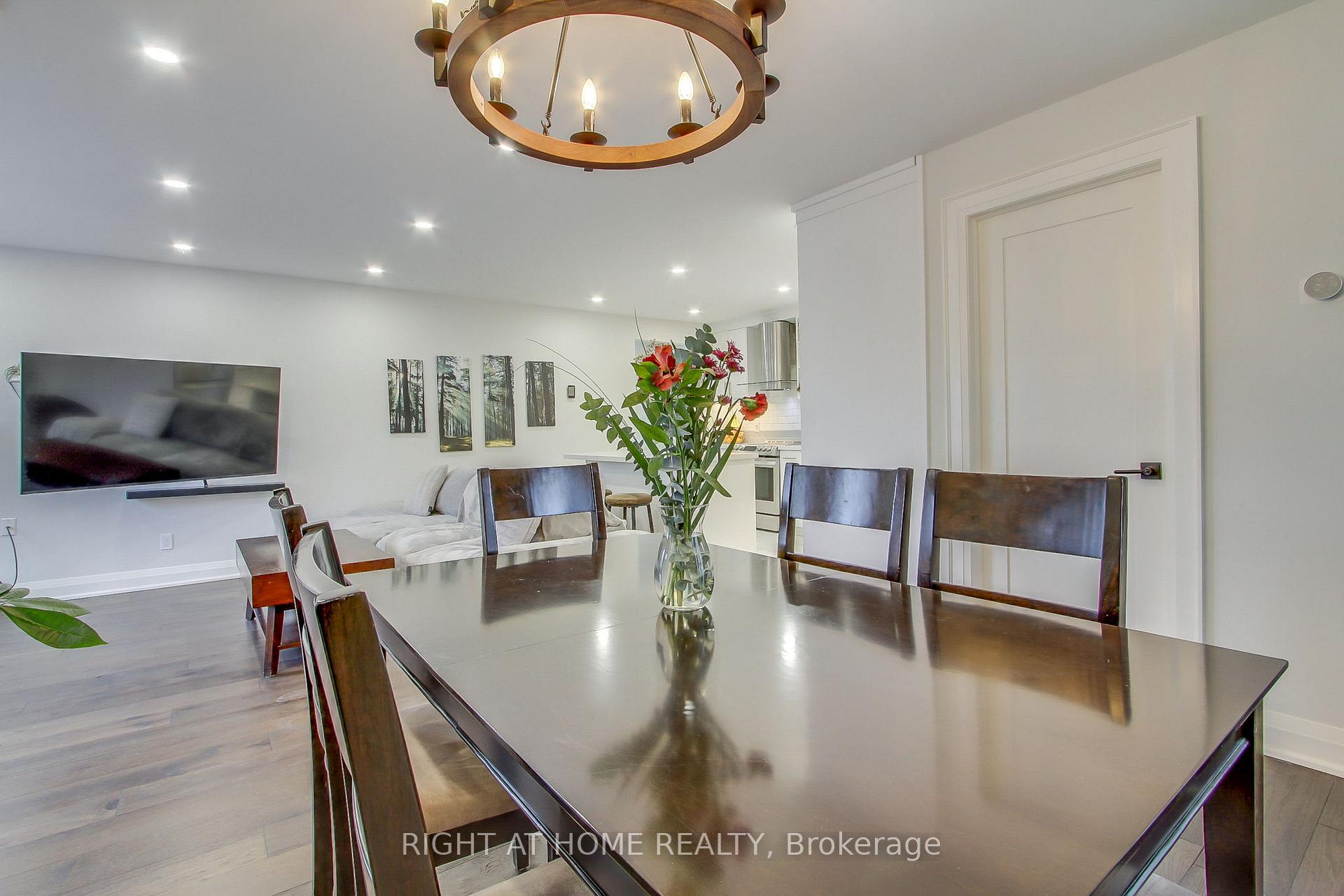 Photo 7 of 156 Huronia Road, Barrie, Allandale Heights — HOMEH