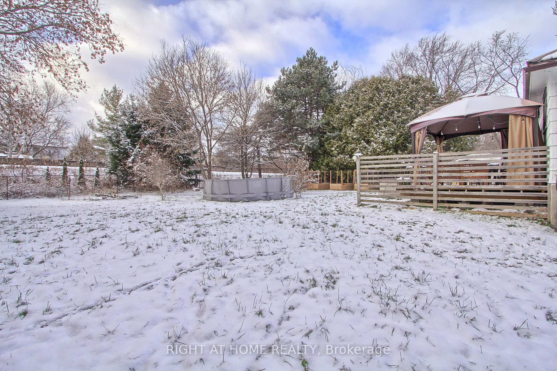Photo 32 of 156 Huronia Road, Barrie, Allandale Heights — HOMEH