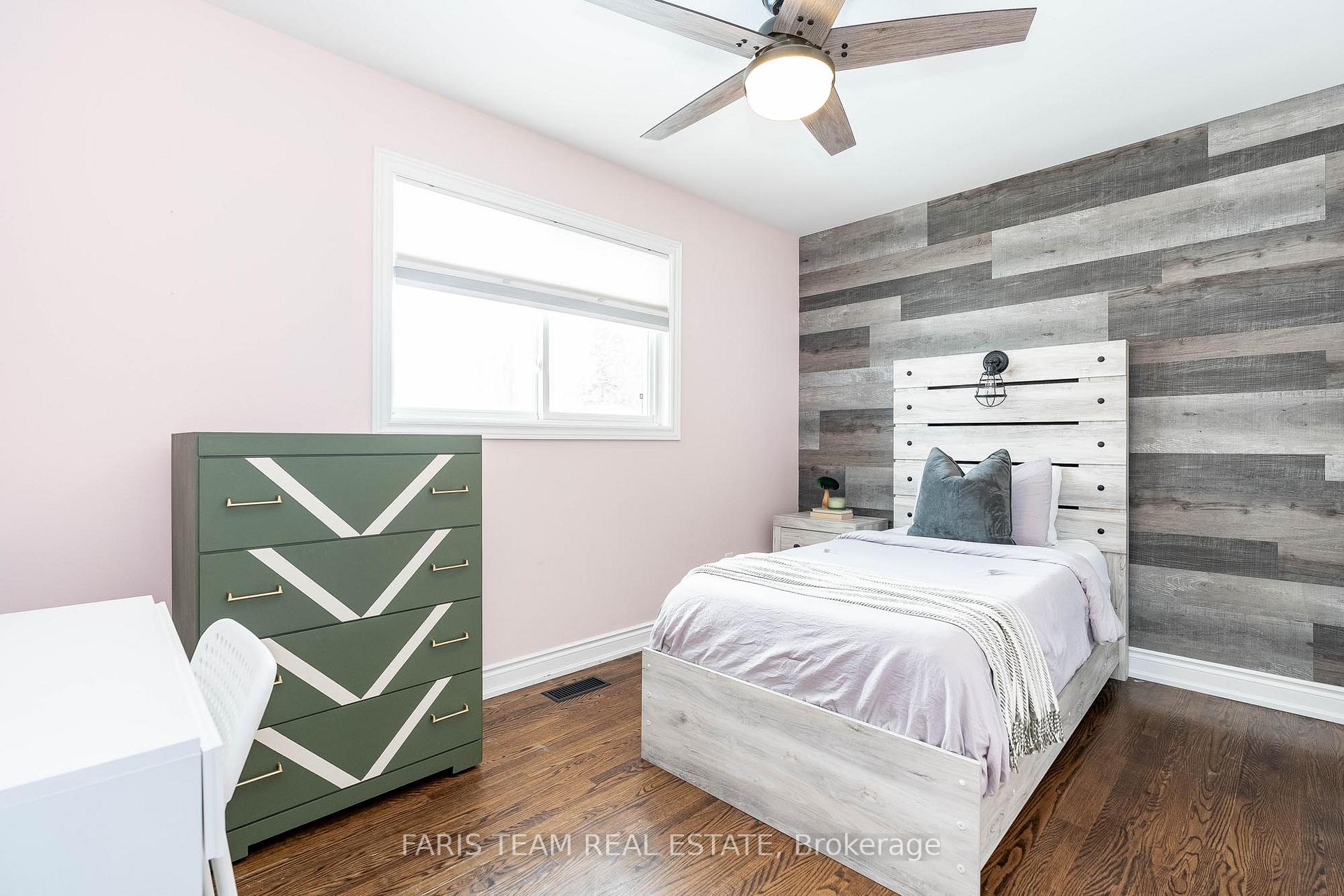Photo 8 of 34 Marion Crescent, Barrie, Wellington — HOMEH