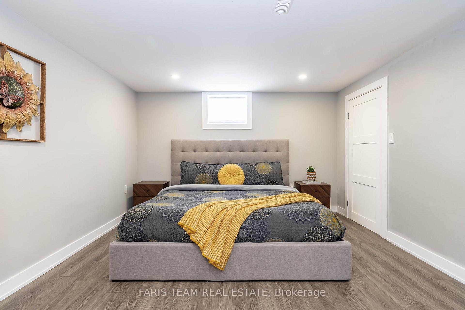 Photo 14 of 34 Marion Crescent, Barrie, Wellington — HOMEH