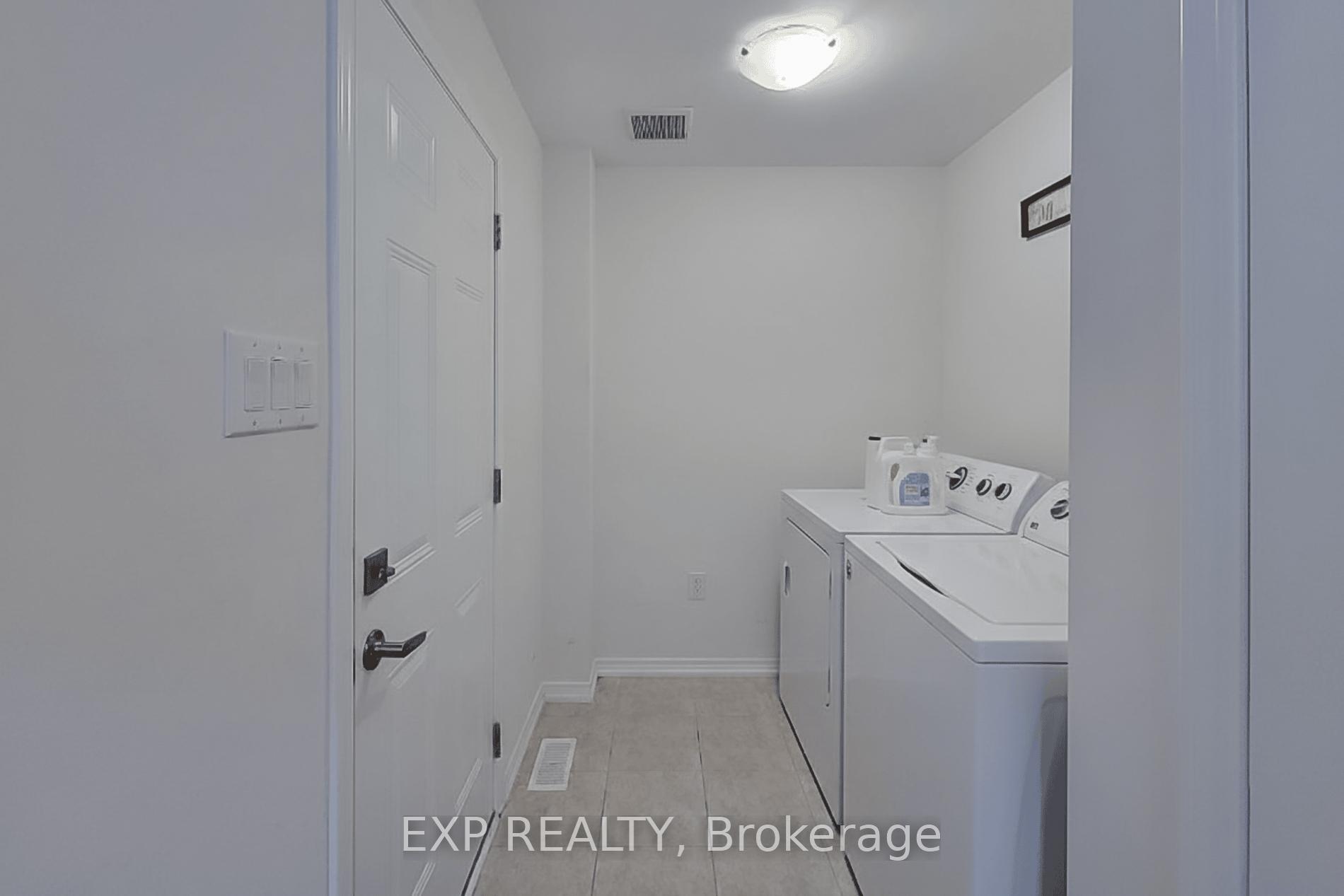 Photo 19 of 45 Cooke Avenue, Brantford, Shellard Lane — HOMEH