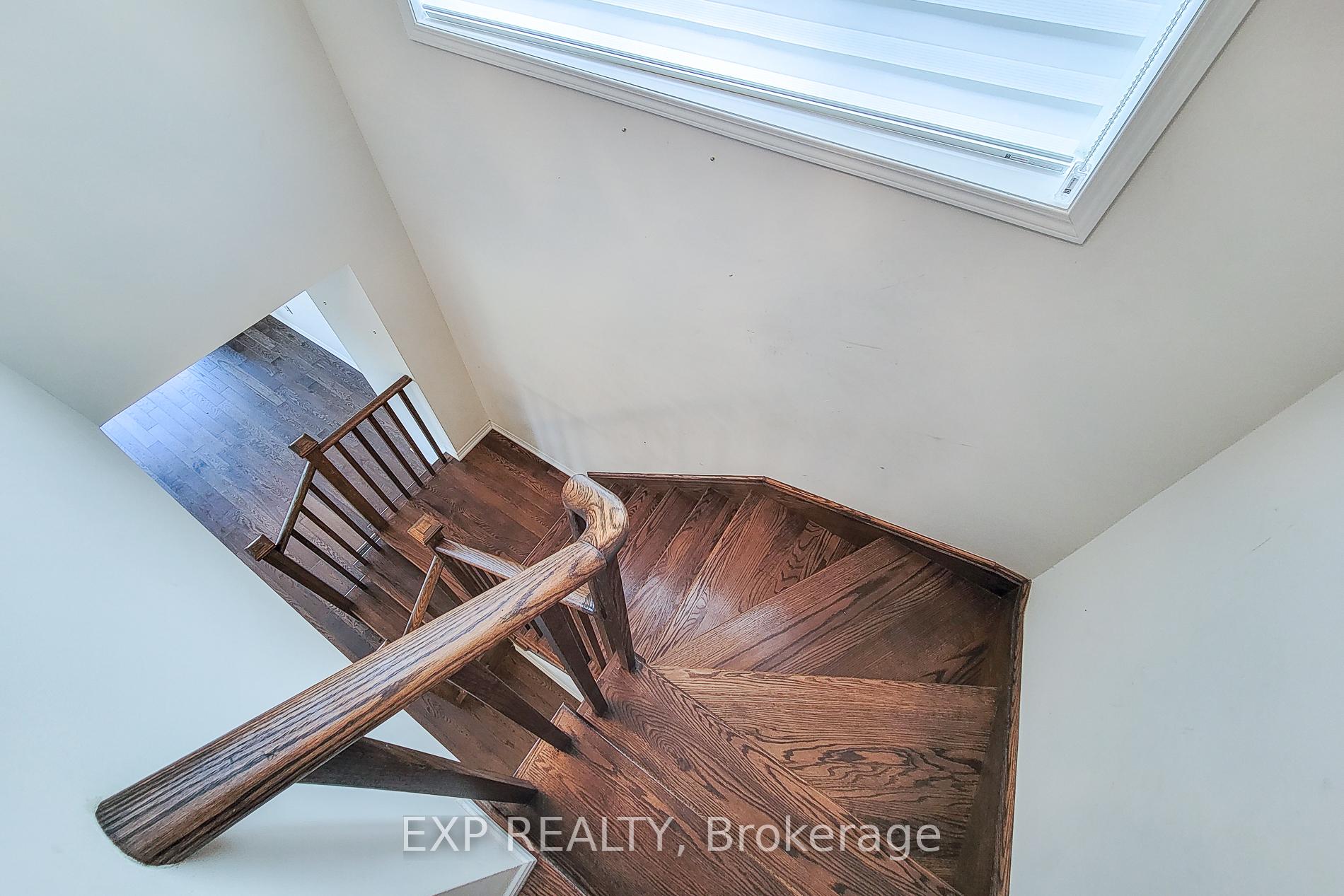 Photo 35 of 45 Cooke Avenue, Brantford, Shellard Lane — HOMEH
