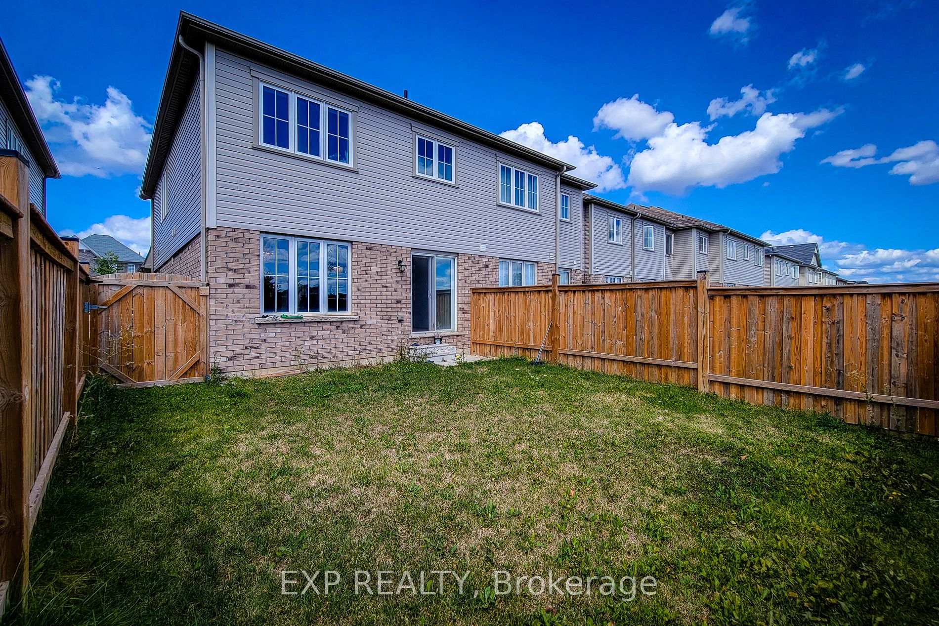 Photo 41 of 45 Cooke Avenue, Brantford, Shellard Lane — HOMEH