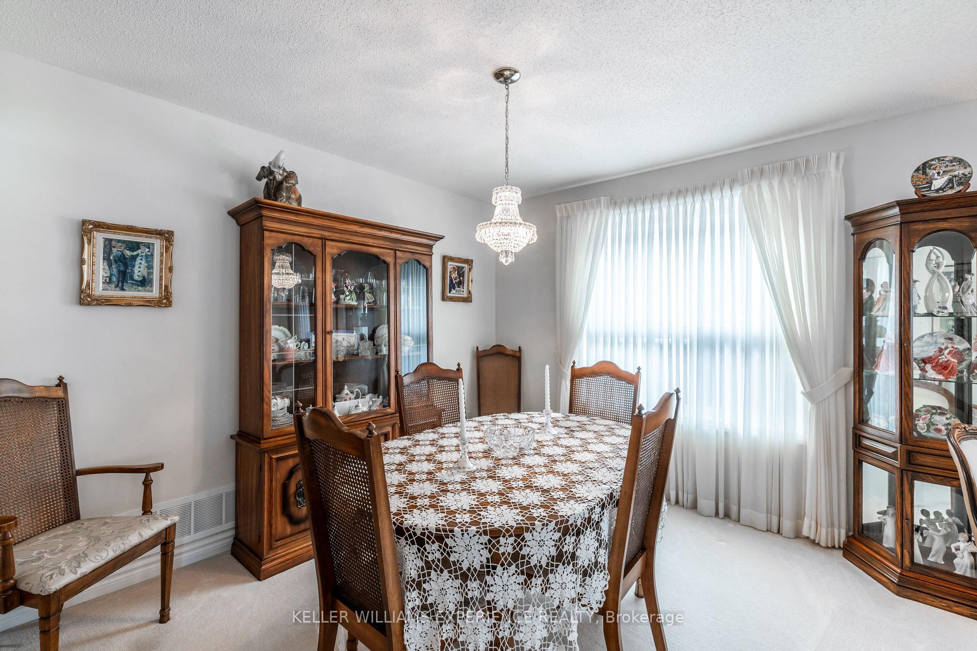 Photo 10 of 17 Honey Crescent, Barrie, Painswick South — HOMEH