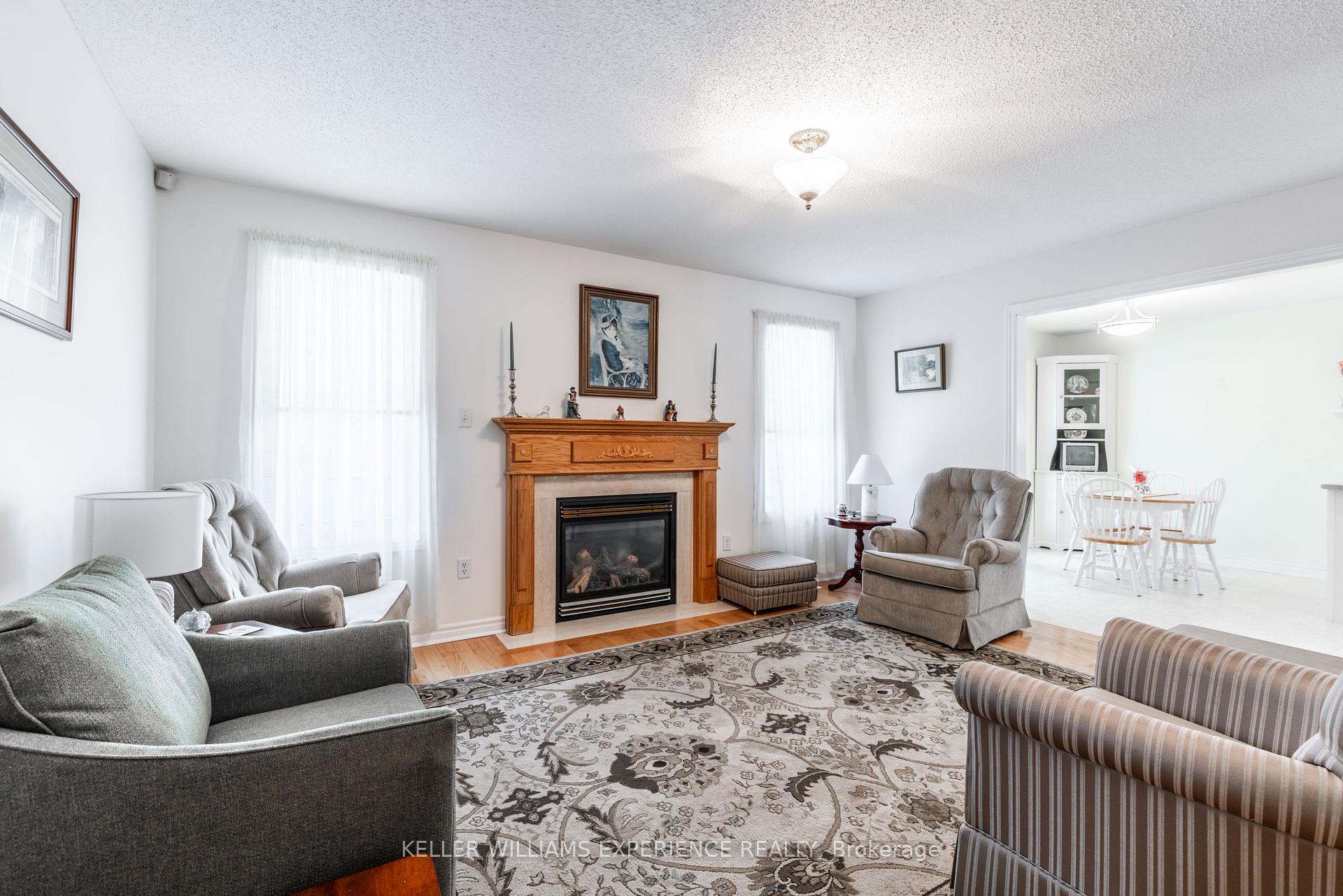 Photo 19 of 17 Honey Crescent, Barrie, Painswick South — HOMEH