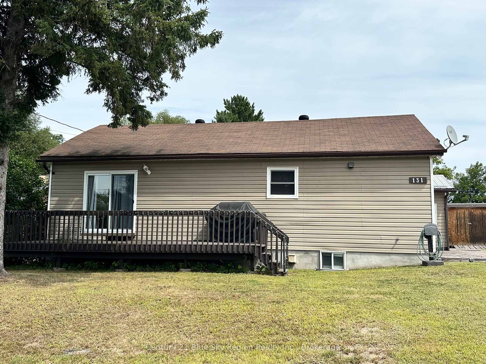 Photo 2 of 131 6th Street, Mattawa — HOMEH