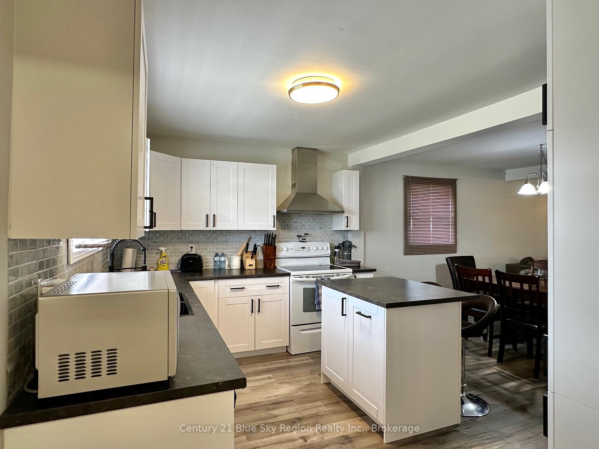 Photo 7 of 131 6th Street, Mattawa — HOMEH