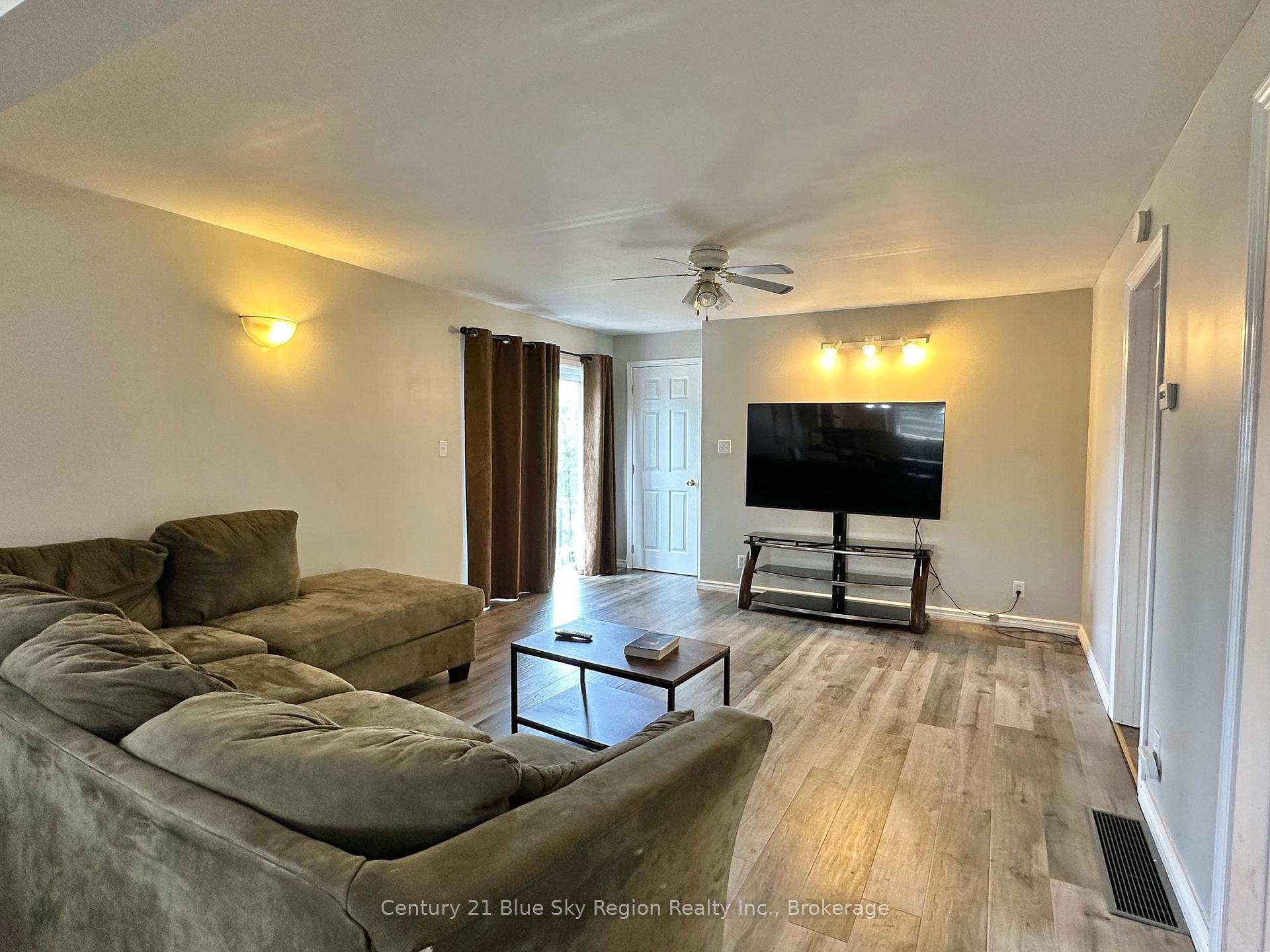 Photo 10 of 131 6th Street, Mattawa — HOMEH