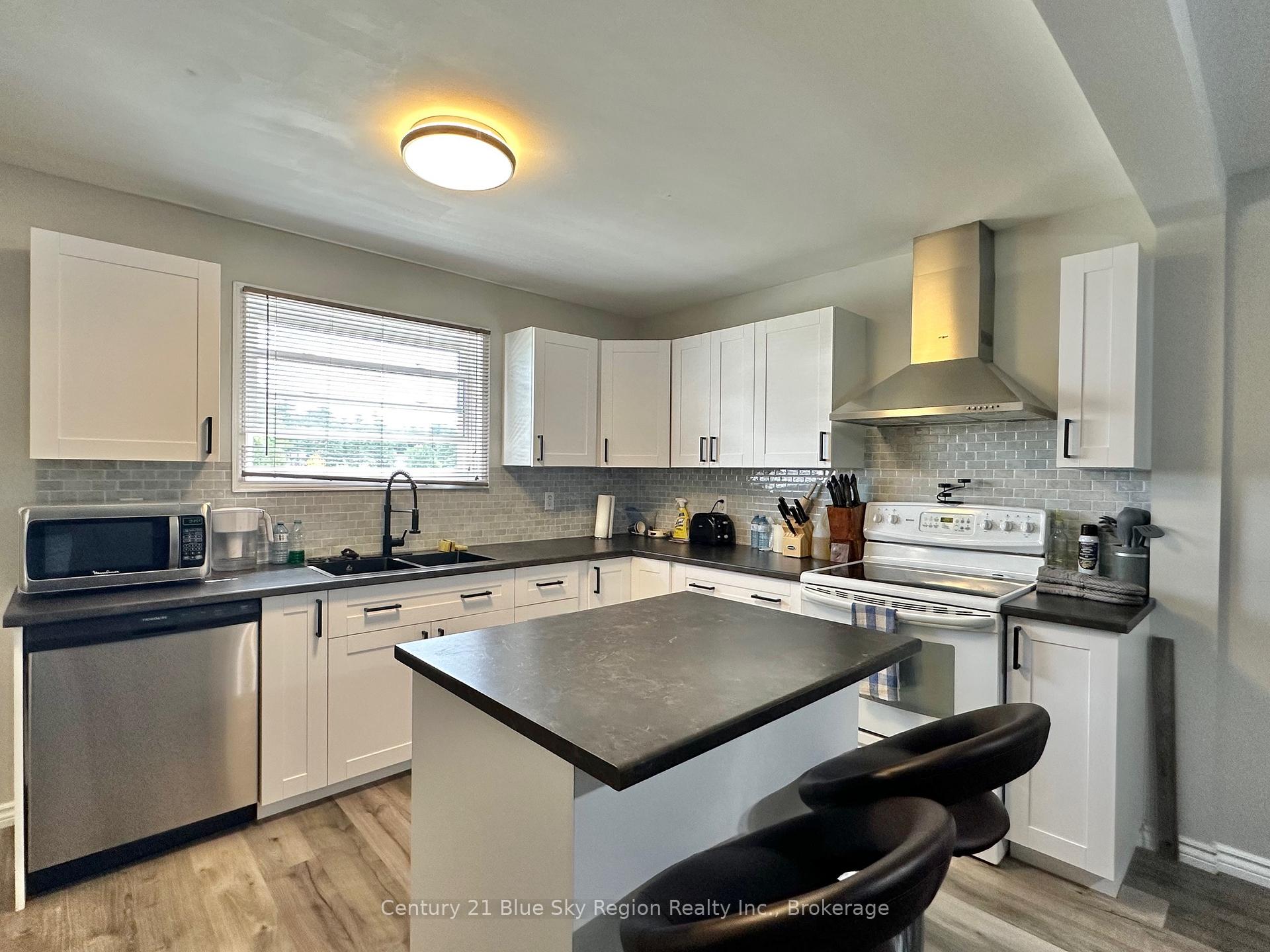 Photo 15 of 131 6th Street, Mattawa — HOMEH