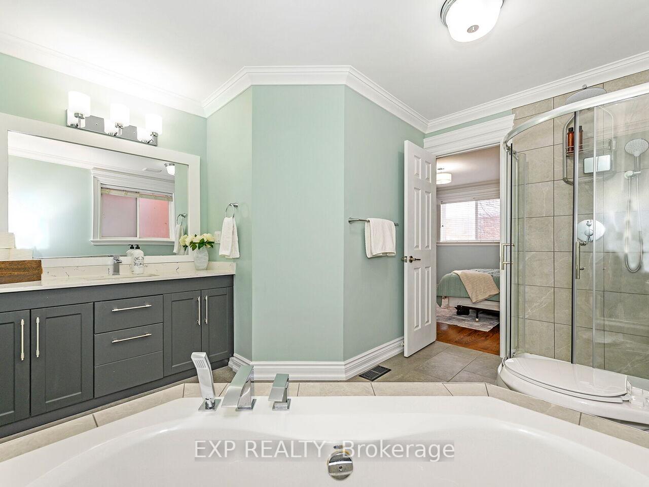 Photo 18 of 84 Sproule Drive, Barrie, 400 West — HOMEH