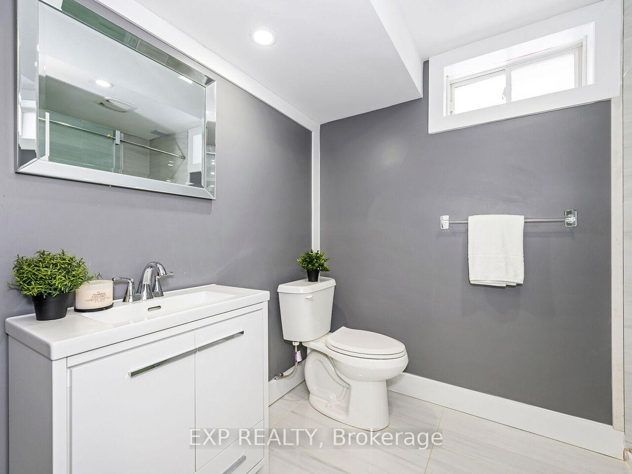 Photo 24 of 84 Sproule Drive, Barrie, 400 West — HOMEH