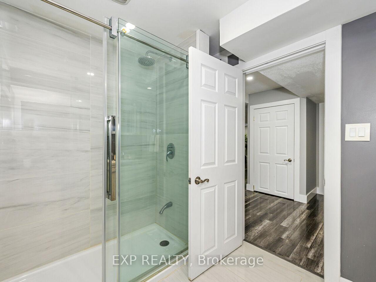 Photo 25 of 84 Sproule Drive, Barrie, 400 West — HOMEH