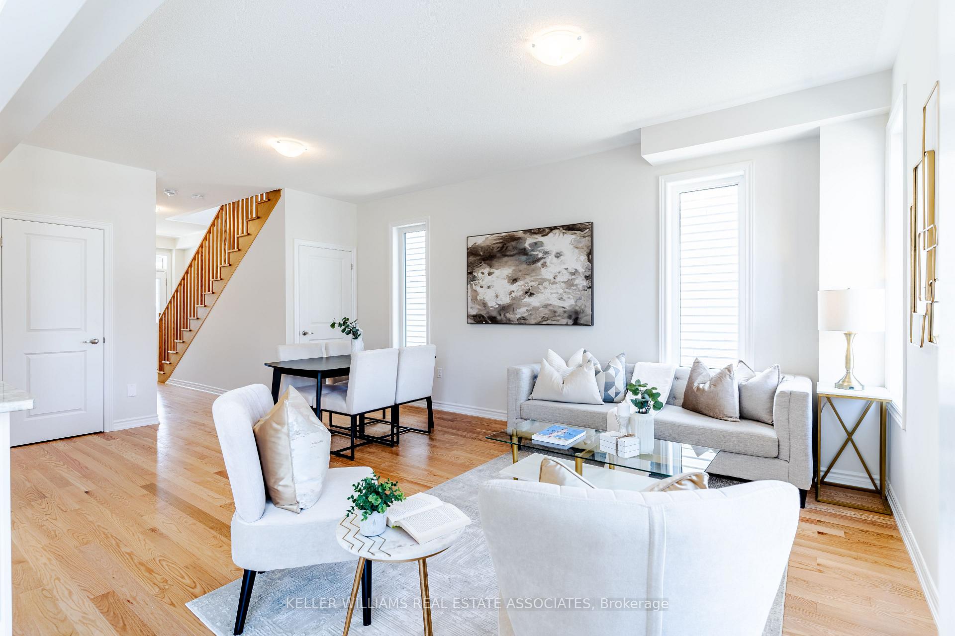 Photo 5 of 26 Bannister Road, Barrie, Rural Barrie Southeast — HOMEH