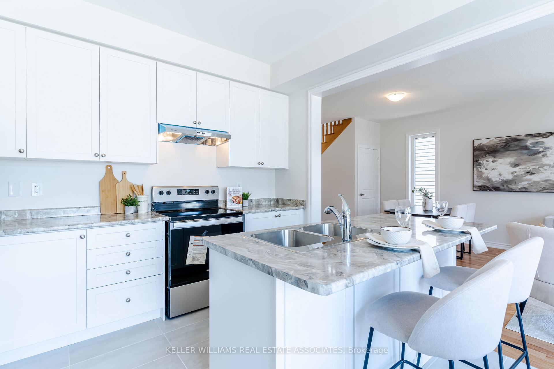 Photo 8 of 26 Bannister Road, Barrie, Rural Barrie Southeast — HOMEH