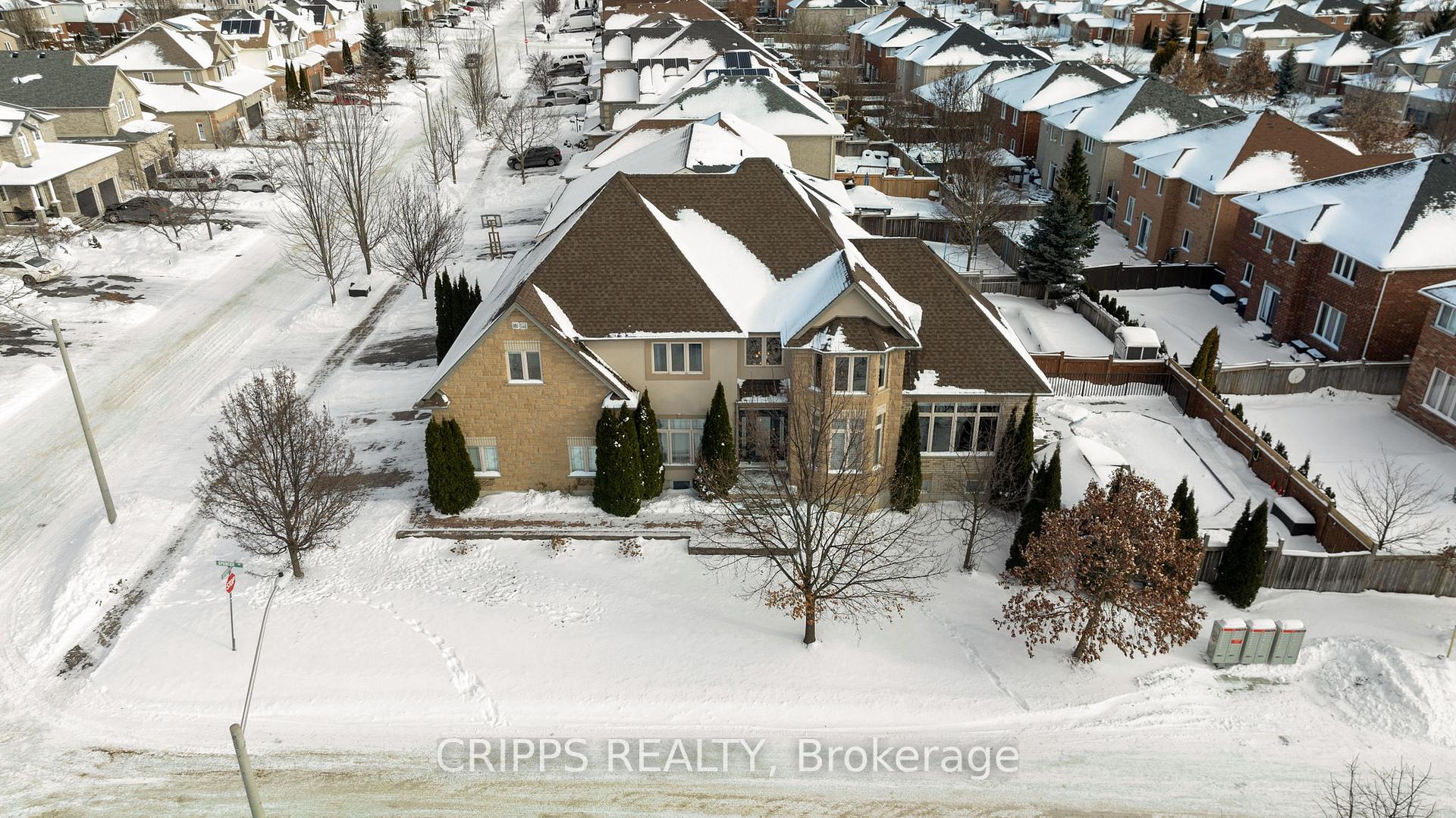 Photo 1 of 2 Spencer Drive, Barrie, Innis-Shore — HOMEH