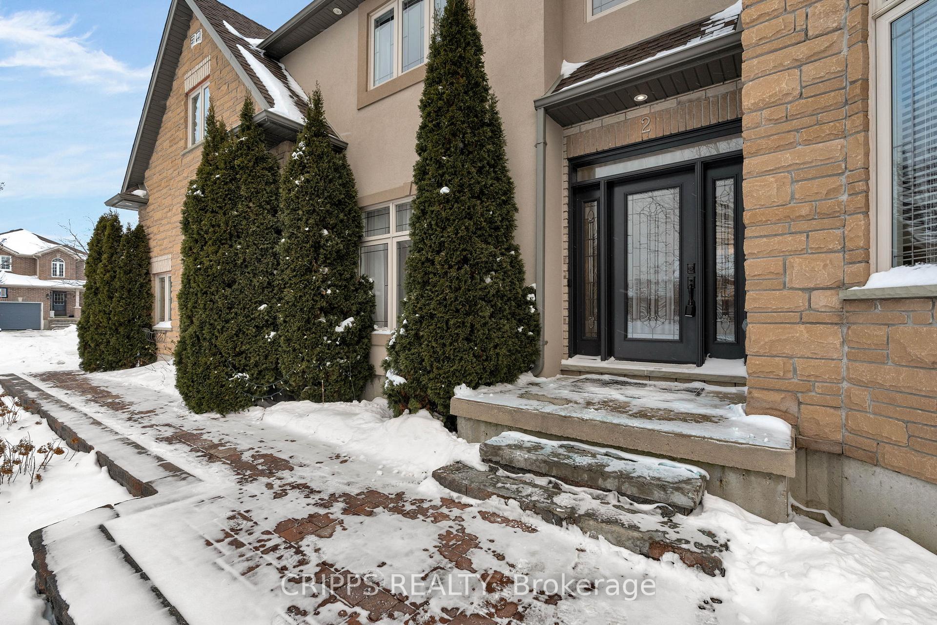 Photo 3 of 2 Spencer Drive, Barrie, Innis-Shore — HOMEH