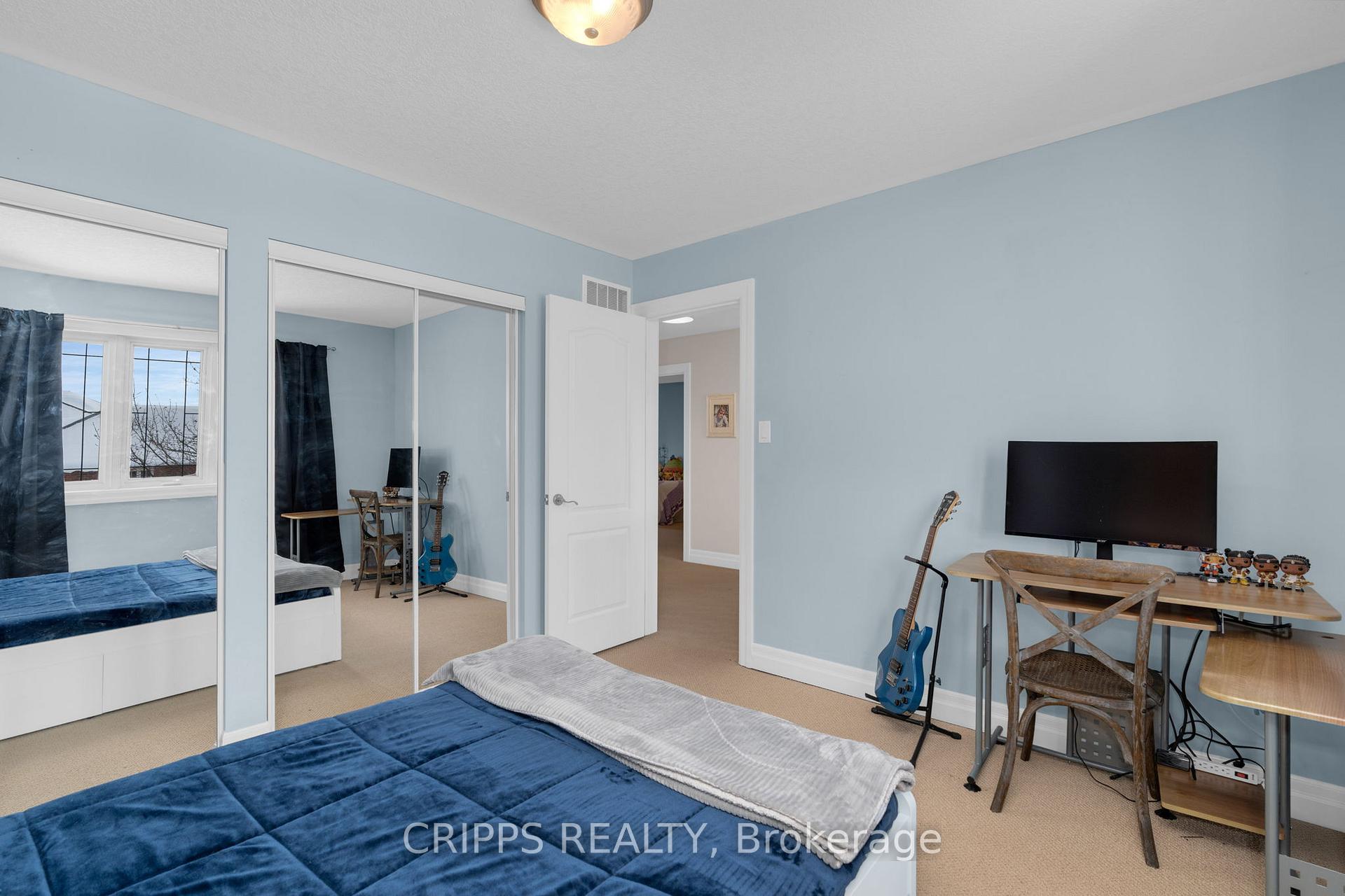 Photo 21 of 2 Spencer Drive, Barrie, Innis-Shore — HOMEH