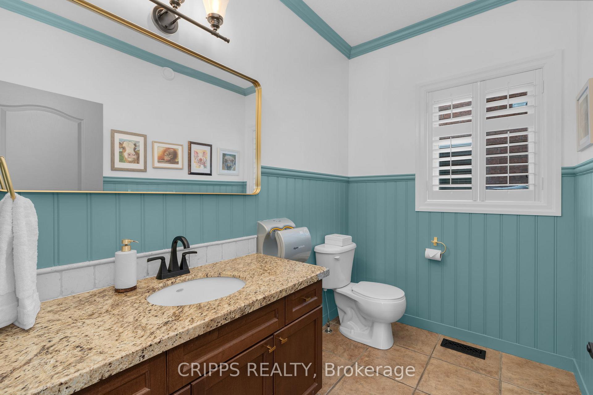 Photo 24 of 2 Spencer Drive, Barrie, Innis-Shore — HOMEH